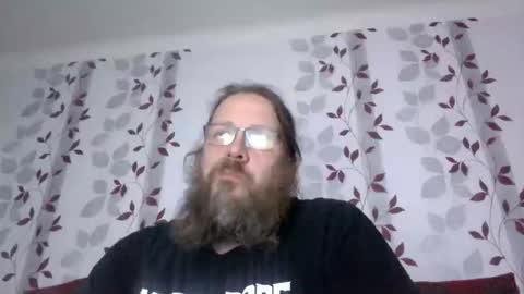 Snapshot of metallbuddy chatting on October 12, 6:35 pm ask me online show from October 12, 6:35 pm