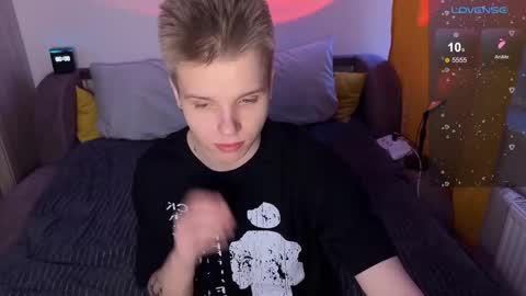 Arthur online show from January 9, 9:09 pm