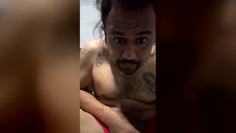 mexxicano18 online show from April 6, 1:35 am