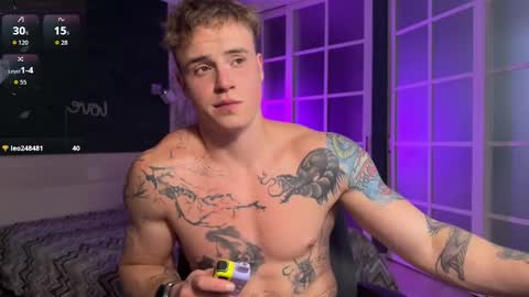 Snapshot of mia_andre chatting on September 19, 9:14 pm Andre and Mia online show from September 19, 9:14 pm