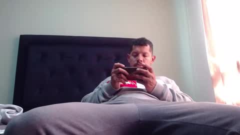 Snapshot of michael_daviss1 chatting on October 17, 7:51 pm Michael Daviss online show from October 17, 7:51 pm