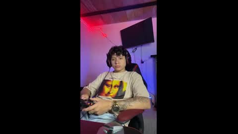 michael independent model  online show from February 24, 11:41 pm