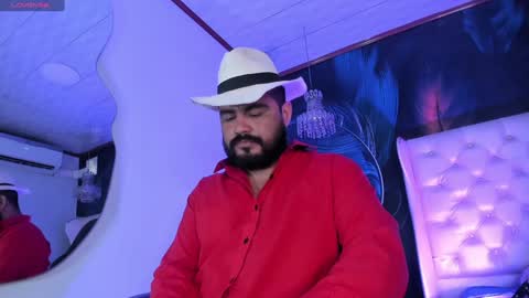Snapshot of michaelbear_ chatting on January 24, 12:20 pm Michael online show from January 24, 12:20 pm