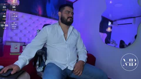 Snapshot of michaelbear_ chatting on October 2, 1:48 pm Michael online show from October 2, 1:48 pm