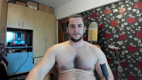 michaelragnar90 online show from April 3, 1:08 pm