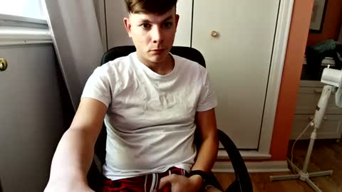 michaeltwinkboy online show from July 12, 2:19 pm
