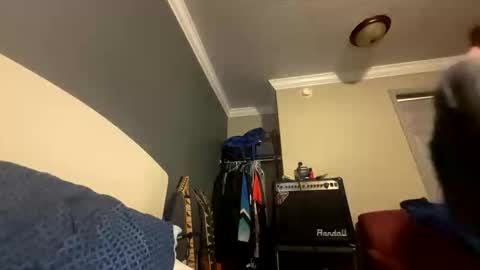 Snapshot of mickymu chatting on October 20, 4:05 am mickymu online show from October 20, 4:05 am