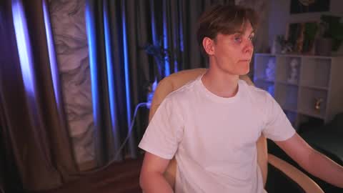 Daniel online show from April 9, 4:46 pm