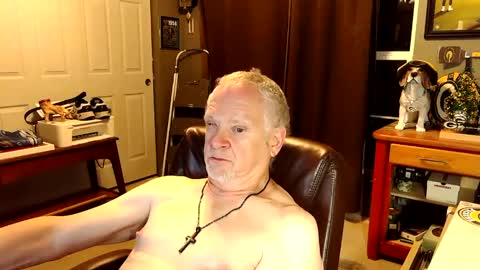 Snapshot of midwestdad09 chatting on October 3, 12:37 am midwestdad09 online show from October 3, 12:37 am