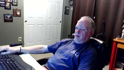 midwestdad09 online show from March 9, 10:09 am