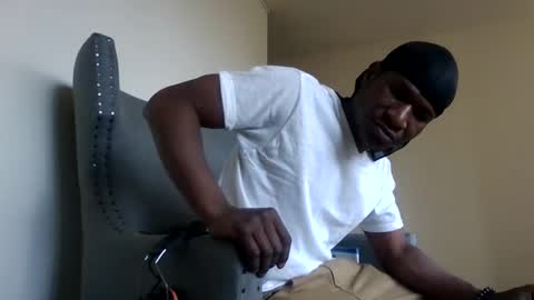 Mightymandingo online show from May 8, 7:58 pm