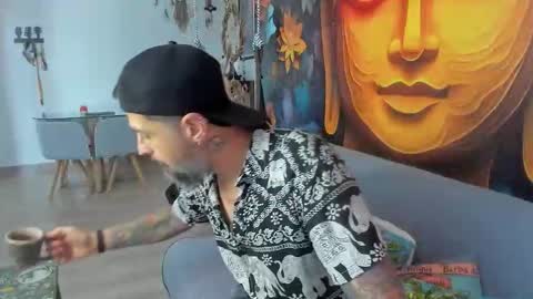 Miguel Angel online show from May 28, 3:43 pm