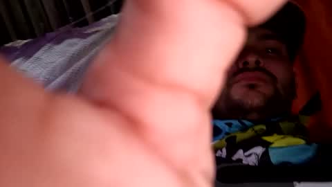 Snapshot of migueliito_9 chatting on January 4, 4:01 am migueliito_9 online show from January 4, 4:01 am