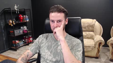 Misha Winchester online show from November 3, 12:30 pm