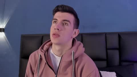 mikael online show from September 30, 4:07 am