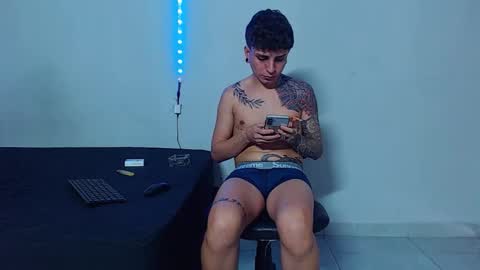 Mike IMDEPENDIENT MODEL online show from December 5, 5:09 pm