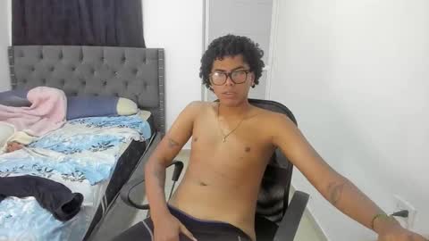 Snapshot of mike_master9 chatting on October 20, 6:34 pm mike_master9 online show from October 20, 6:34 pm