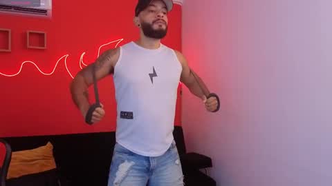 mike_savage3 online show from April 4, 12:13 pm