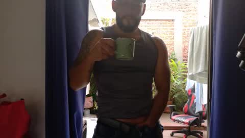 mike_savage3 online show from December 3, 7:20 pm