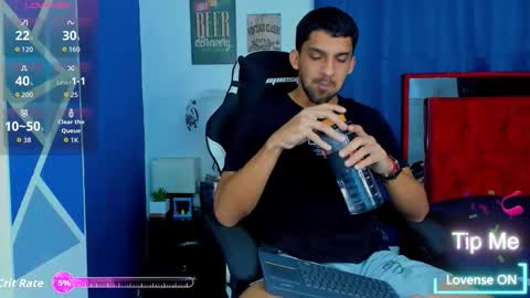 Snapshot of mike_shelby21 chatting on September 23, 1:38 am mike_shelby21 online show from September 23, 1:38 am
