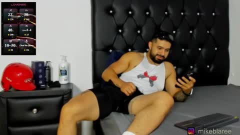 mikeblaree online show from June 18, 9:31 pm