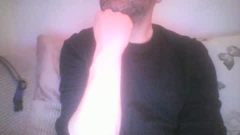 mikehockishuge9 online show from January 1, 1:47 am