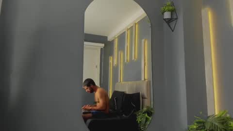 MIKE PARK  online show from October 26, 11:45 am