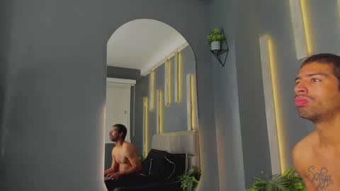 MIKE PARK  online show from October 27, 11:56 am