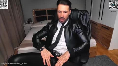 Mike    online show from January 12, 8:35 pm