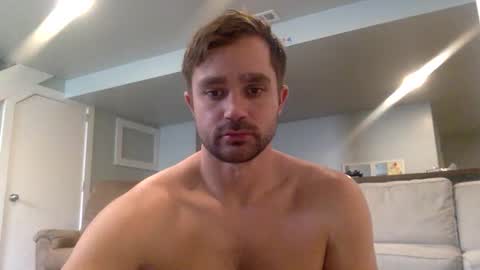 Snapshot of mikey03030303 chatting on February 7, 2:47 pm versaboy online show from February 7, 2:47 pm