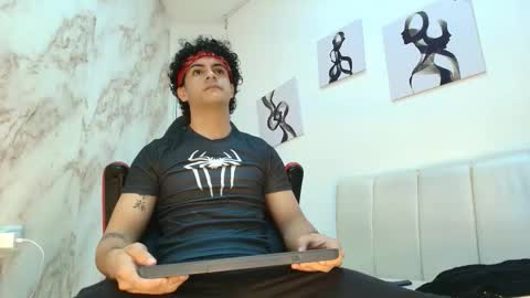 mikey_banji online show from November 4, 1:23 pm