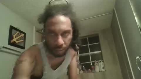 Snapshot of mikkilonglegs11 chatting on October 29, 9:34 am mikkilonglegs11 online show from October 29, 9:34 am