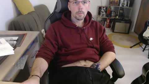 mikmik91 online show from February 18, 2:47 pm