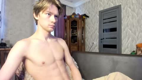 Isaac online show from March 11, 6:09 am