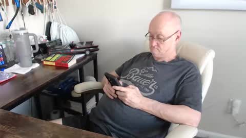 millenium0129 online show from March 6, 7:33 pm