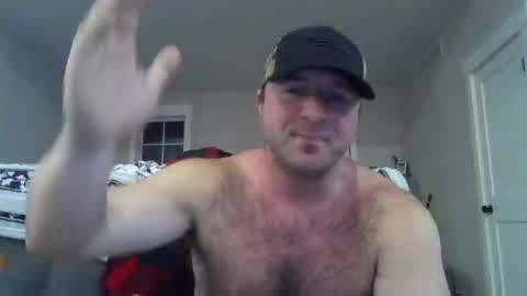 Snapshot of millertimenow34 chatting on January 28, 12:57 am millertime feet bigcock hairy straight muscles online show from January 28, 12:57 am