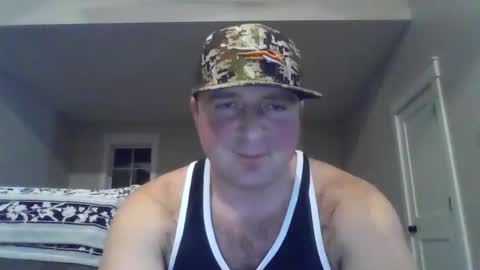 Snapshot of millertimenow34 chatting on January 4, 11:17 pm millertime feet bigcock hairy straight muscles online show from January 4, 11:17 pm
