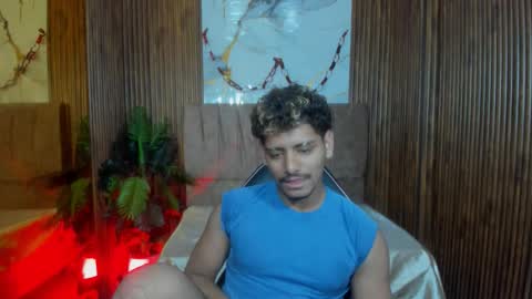 milo_tay online show from March 24, 2:33 pm