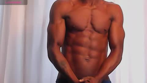 Snapshot of miltonn_jakee chatting on January 24, 6:46 pm Miltonn online show from January 24, 6:46 pm