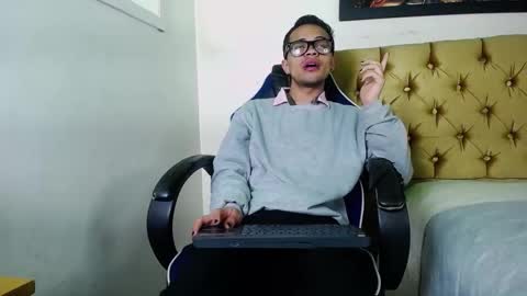 Minho Reyes online show from December 1, 12:08 pm