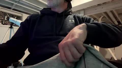 Snapshot of mister_bigg_dick chatting on December 11, 3:47 am AJ online show from December 11, 3:47 am