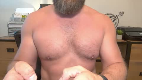 Snapshot of mister_dilf chatting on September 13, 4:41 pm MISTER DILF online show from September 13, 4:41 pm