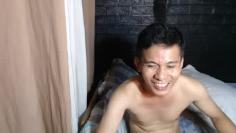 Snapshot of mitsubishixxx chatting on February 17, 10:29 am Nardz online show from February 17, 10:29 am