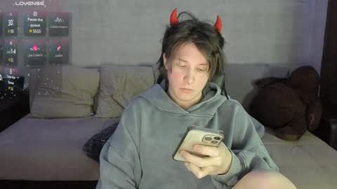 Miya online show from January 7, 8:21 pm