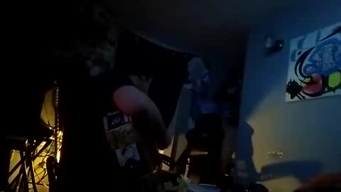 Snapshot of mjmckenz55 chatting on October 21, 12:47 am Daddy720 online show from October 21, 12:47 am