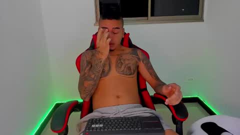 mnell28 online show from March 10, 6:52 am