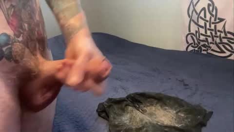 MNTuiLa online show from February 10, 2:44 pm