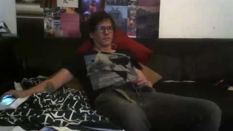 Fr online show from December 31, 8:26 am