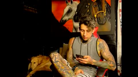 Molotov online show from November 20, 9:35 pm