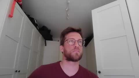 moms_little_monster online show from April 27, 9:06 am